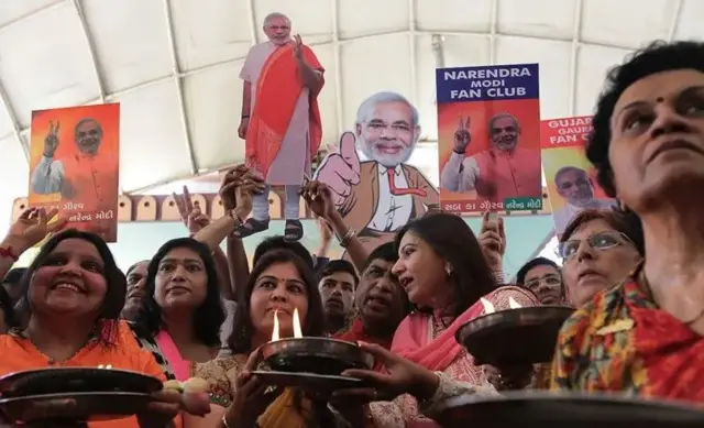 انڈیا میں سات مرحلوں میں پارلیمانی انتخابات ہو رہے ہیں نتائج چار جون کو سامنے آئيں گے