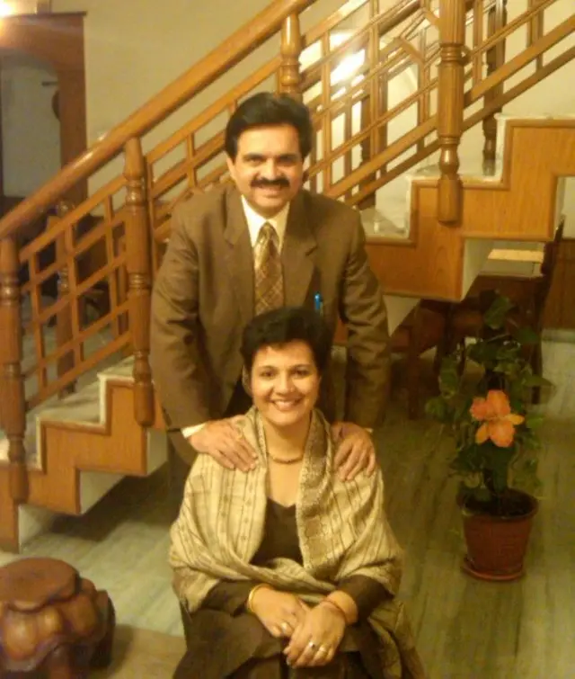 ਬਾਲ ਮੁਕੰਦ ਸ਼ਰਮਾ ਪਤਨੀ ਕੰਚਨ ਨਾਲ