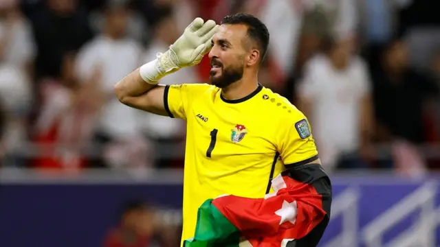 حارس المنتخب الأردني يزيد أبو ليلى