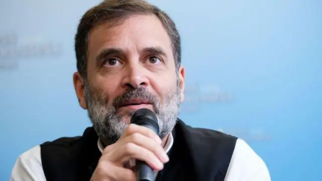 राहुल गांधी 