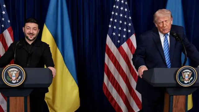 烏克蘭總統與美國總統一同在記者會上
