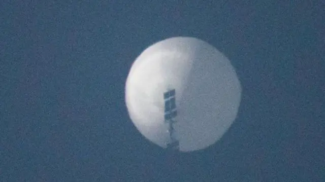 बलुन "गैर सैनिक" भएको र मौसम अनुगमनका लागि छोडिएको चीनले बताएको छ
