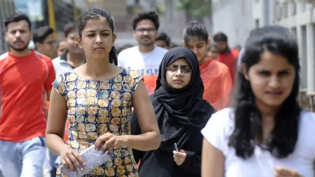 નીટના પરીક્ષાર્થીઓ (સાંકેતિક તસવીર)