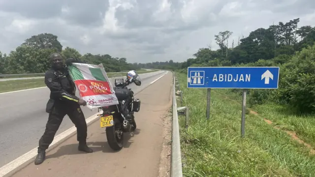 Kuunlee Adeyaanjuu doqdoqqeesaa waliin Abijaanitti