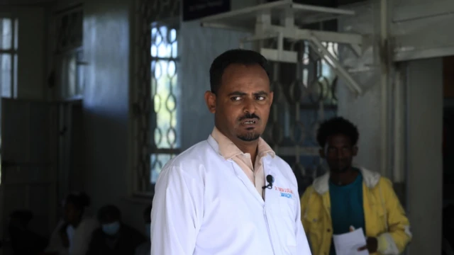 ዶክተር ክብሮም ገብረስላሴ 