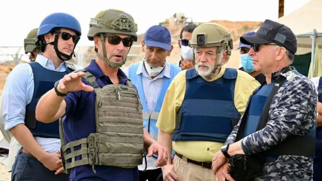 مايك هاكابي وويتكوف