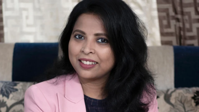 மகப்பேறு மருத்துவர் நித்யா