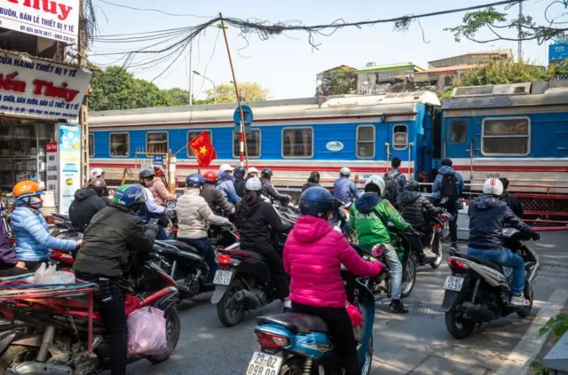 Đường sắt ở Hà Nội