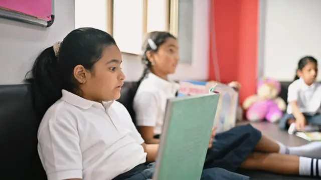 கல்வி உரிமைச் சட்டம் ஏழை குழந்தைகளுக்கு எட்டாக்கனி ஆகிறதா?