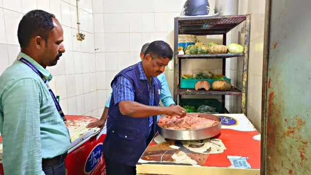 ஃபாஸ்ட் ஃபுட் உணவு 