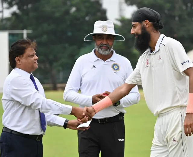 ਗੁਰਜਪਨੀਤ ਪਿਛਲੇ ਚਾਰ ਸਾਲਾਂ ਤੋਂ ਤਾਮਿਲਨਾਡੂ ਦੀ ਟੀਮ ਨਾਲ ਜੁੜੇ ਹੋਏ ਹਨ