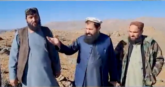 عکسی از مالیخان صدیق، معاون ستاد مشترک نیروهای مسلح طالبان در ویدیویی که میگوید در ولسوالی تروی ولایت پکتیکاست و نیروهای امنیتی در این منطقه حضور دارند