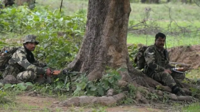 মাওবাদী এলাকায় প্রহরারত কেন্দ্রীয় বাহিনীর সদস্যরা - ফাইল ছবি