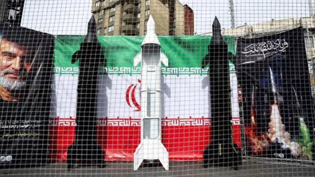 ईरान ने पहले अपने बैलिस्टिक मिसाइल कार्यक्रम की सीमाओं पर चर्चा करने से इनकार कर दिया था