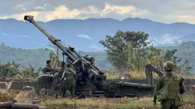 မြောက်ပိုင်းမဟာမိတ် သုံးဖွဲ့