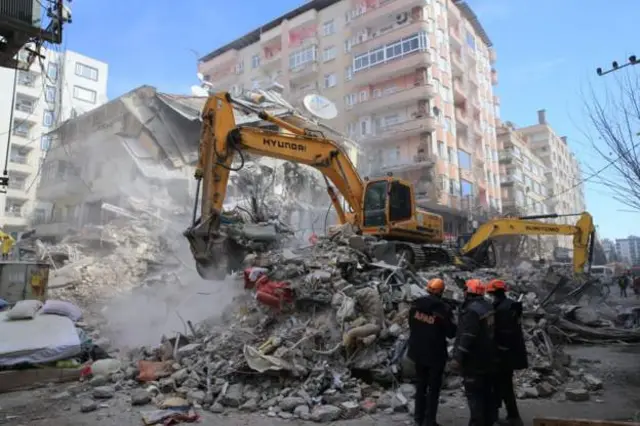 Zəlzələ Türkiyədə zəlzələ yaralı sayı 21 mini keçdi