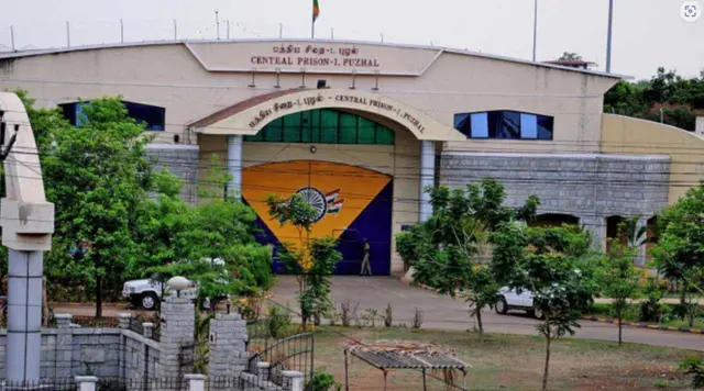 மேரி ஃபிரான்சிஸ்கா, புழல் சிறை, விடுதலைப் புலிகள் இயக்கம்