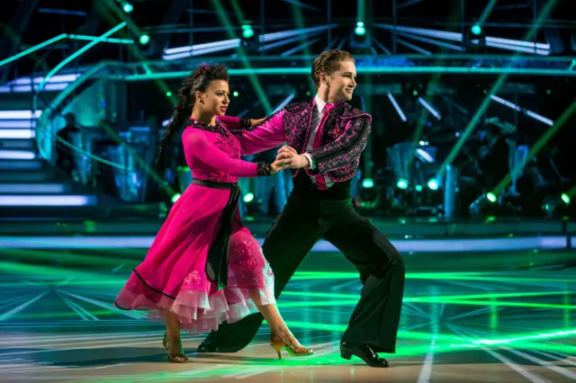 رقصة الباسو دوبلي