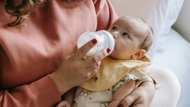 आईचं दूध