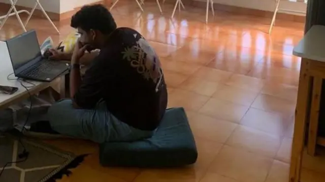 డిజిటల్ నోమాడ్లు