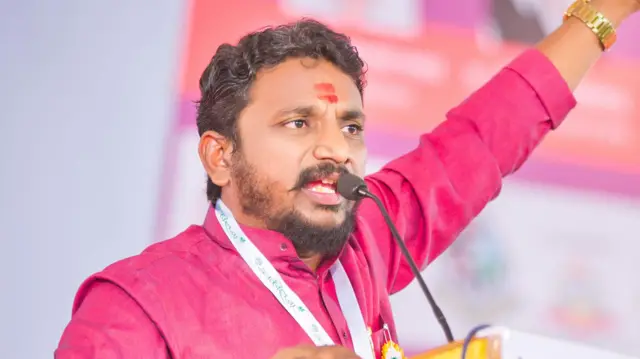 अमोल मिटकरी