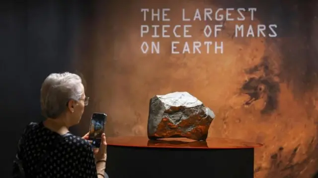 骨董品　鉱物　隕石　インド　1787年　火星隕石 骨董品 鉱物 隕石 インド 1787年 火星隕石 ☆隕石・鉱物・化石