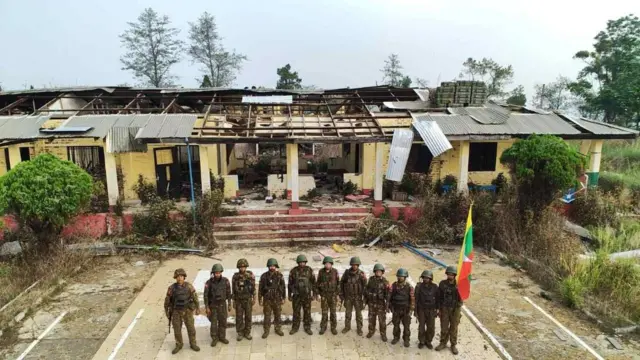 ဖလမ်းမြို့ပြန်ရကြောင်း စစ်တပ်သတင်းဖော်ပြတဲ့ တယ်လီဂရန်ချန်နယ်တွေက ထုတ်ပြန်ချက်