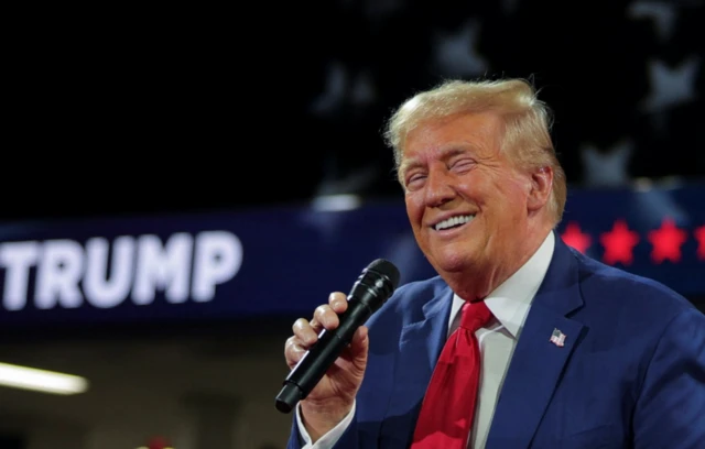  అమెరికా మాజీ అధ్యక్షుడు డోనల్డ్ ట్రంప్