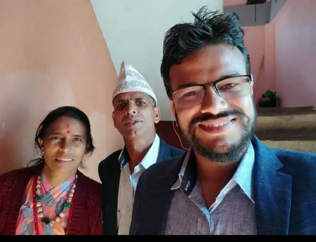 बुबाआमासँग लोकेन्द्र