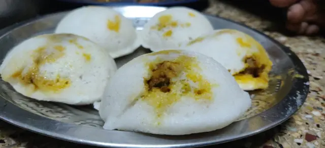 உணவகம், சென்னை, ஊடகம் 