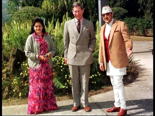 राजा वीरेन्द्र र रानी ऐश्वर्यसँग वेल्सका तात्कालिक राजकुमार चार्ल्स