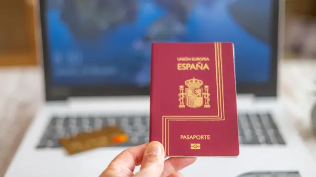 ਸਪੇਨ ਦਾ ਪਾਸਪੋਰਟ