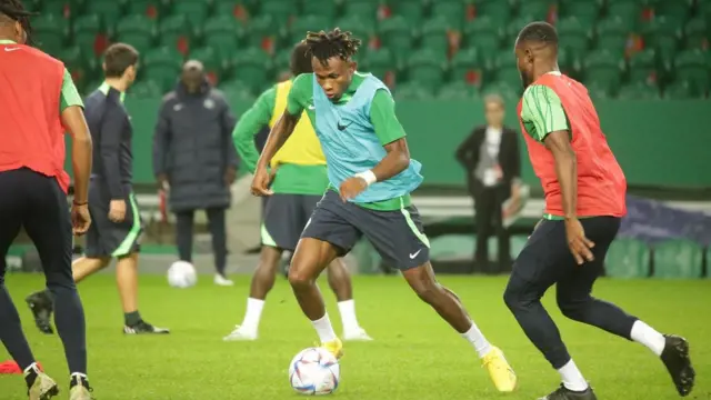 Awọn agbaboolu Super eagles n gbaradi