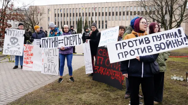 В странах Балтии считают, что облегчение видового режима для граждан России и Беларуси повысит риски для нацбезопасности