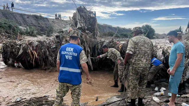 Сел агызып кеткен адамдарды издөө учуру