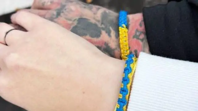 Мар'яна Чечелюк опублікувала сторіз, де тримається за руку з чоловіком