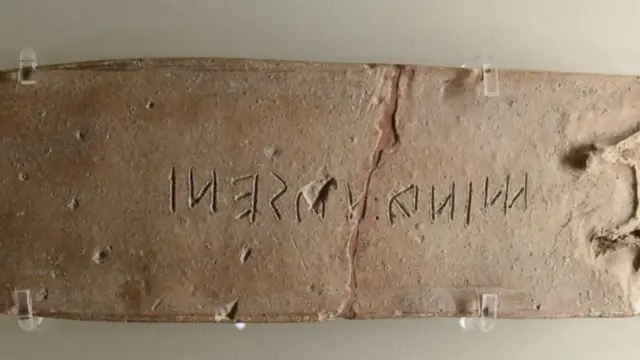 Lettres de l'alphabet Oscan.