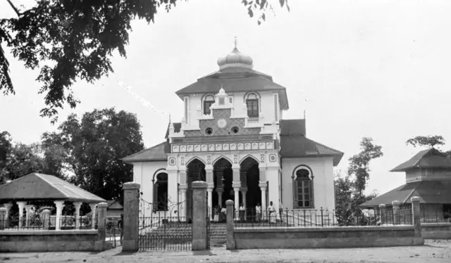 Mak Dek, Safiatuddin, gampong ule lheue, banda aceh, aceh, tsunami aceh 2004, peringatan tsunami aceh 2004, gempa, tsunami, mitigasi, masjid baiturrahim