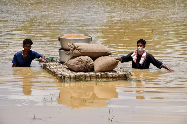 આસામમાં પૂરની એક તસવીર