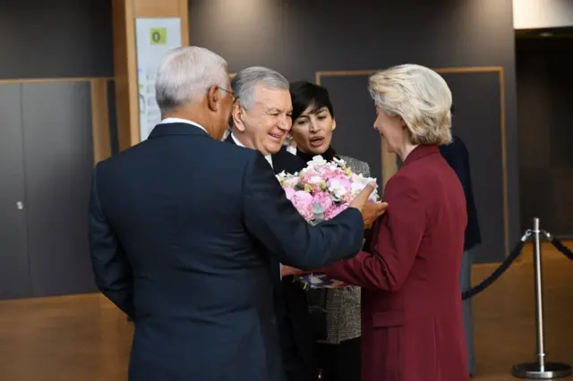 Tyumenda ish joyida jinsiy aloqa