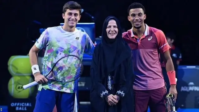 أريج مطبقاني