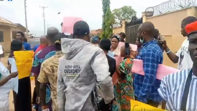 Awọn oluwọde nile Sunday Igboho