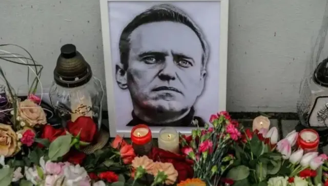 Алексей Навальный менен коштошуу зыйнаты