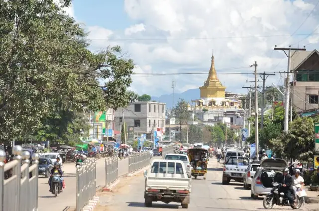လားရှိုးမြို့မြင်ကွင်း(ပုံဟောင်း)