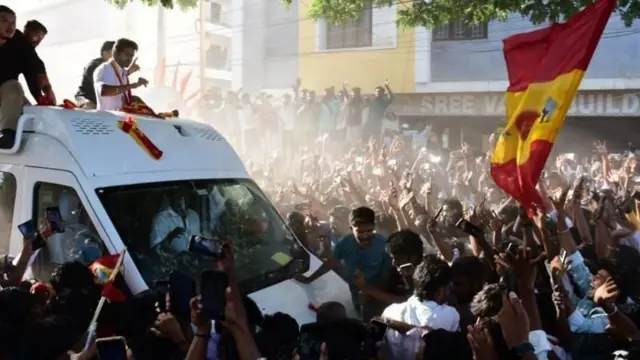 విజయ్ ర్యాలీ