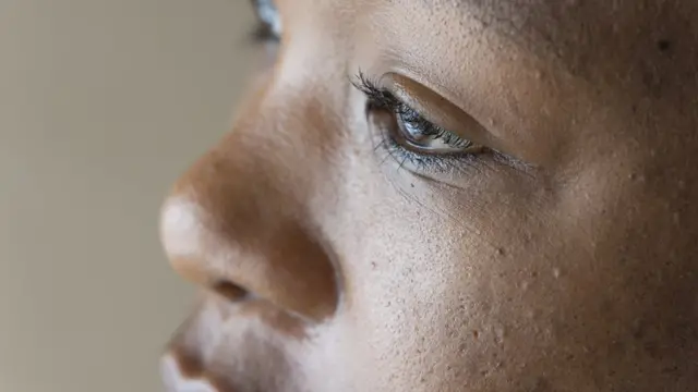 महिलाको अनुहार