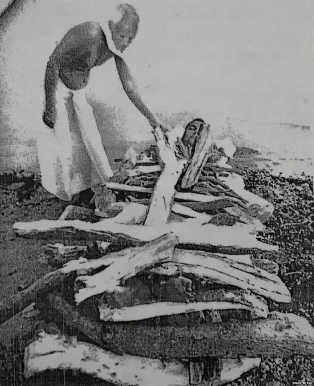 બિહાર મહિલા દિકરી બળાત્કાર