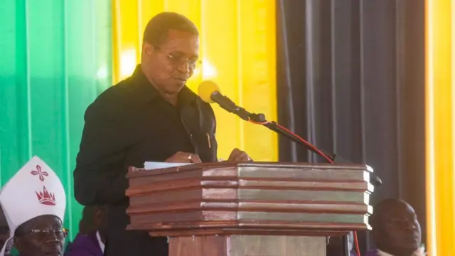 Bwana Jakaya Kikwete akizungumza katika mazishi ya Hayati Dkt john Pombe Magufuli