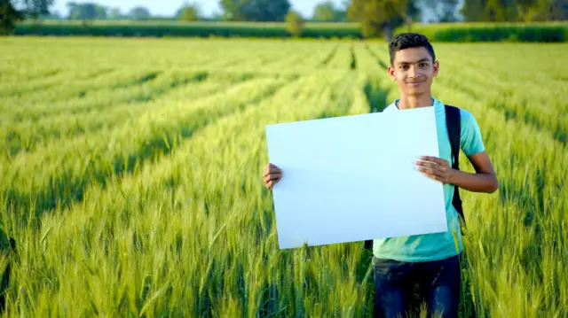 అగ్రికల్చర్ విద్యార్థి