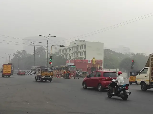 போகி பண்டிகையால் திணறும் சென்னை: காற்று மாசு தீவிரமடைவது ஏன்? முழு விவரம்